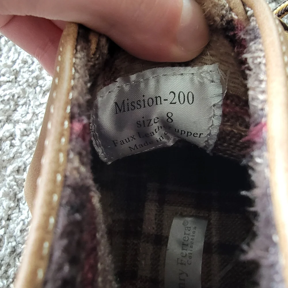 Henry Ferrera Mission Rain/Snow Boot Tan/Blue Size 8